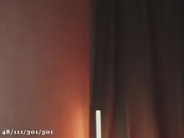 Chaturbate Live Sex Cam of liass_molly