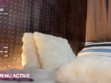 Chaturbate Live Sex Cam of trixieemerald