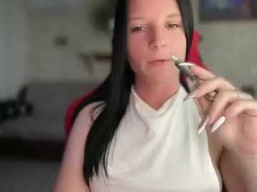 Chaturbate Best live sex cam show of sweetshy99