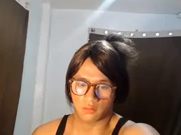 Chaturbate Nude Webcam of naughtyhot_star19