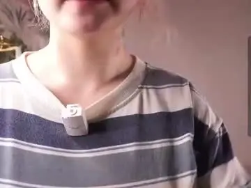 Chaturbate Sex Chat of zara_shine