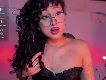 Chaturbate Watch Live Sex Cams of heka_prudence