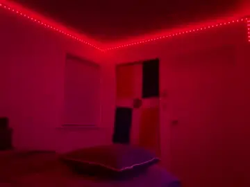 Chaturbate Live Sex Cam of itsfentyheaux