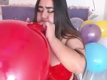 Chaturbate Live Sex Cam of linda_jay_