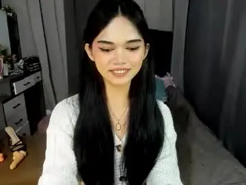 Chaturbate Watch Live Sex Cams of naughty_emmats