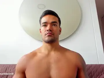 Chaturbate Live Porn of alexander_martines