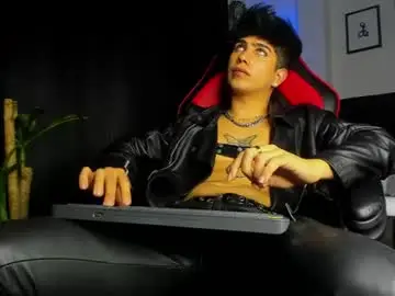 Chaturbate Private Sex Chat of lylebennett_