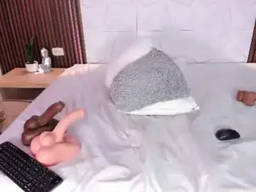 Chaturbate Free Porn Cam of amycolman_
