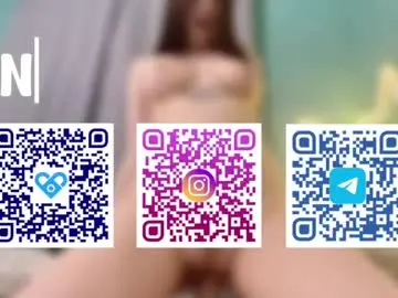 Chaturbate Live Sex Cam of laurenceandviolette