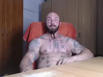 Chaturbate Live Sex of strongivan