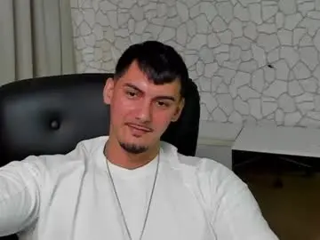 Chaturbate Live Sex Cam of clintmasterss