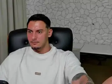 Chaturbate Live Sex Cam of clintmasterss