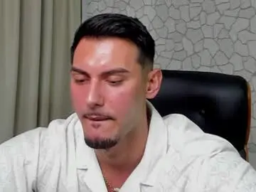 Chaturbate Adult Webcams of clintmasterss