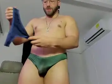 Chaturbate Live Sex Cam of joshualyon