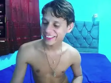 Chaturbate Best live sex cam show of loganevans8