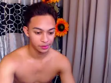 Chaturbate Free Porn Cam of hunk_edward