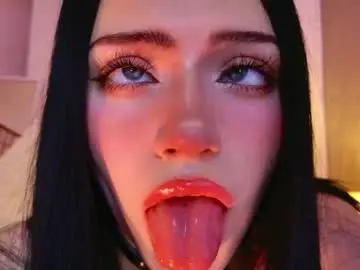 Chaturbate Nude Webcam of dark_diva