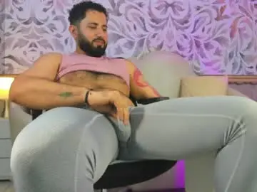 Chaturbate Live Sex Cam of bear_mao_
