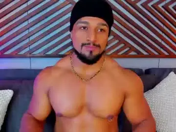 Chaturbate Free Porn Cam of mike_estevess