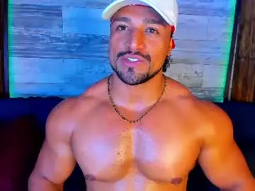 Chaturbate Free Porn Cam of mike_estevess