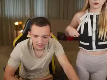 Chaturbate Live Sex of bright_diamonds_054