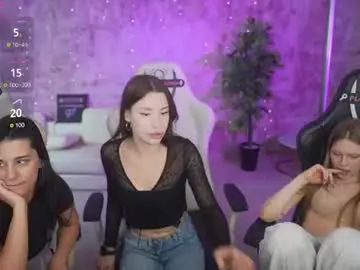 Chaturbate Free Live Porn of bright_diamonds_054