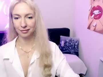 Chaturbate Free Live Porn of cute_smile_shy