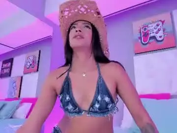 Chaturbate Sex Cam of amber_villalobos