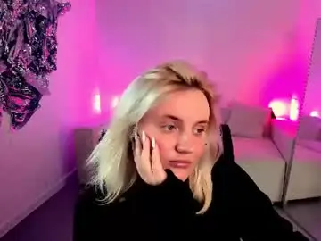 Chaturbate Watch Live Sex Cams of katybriggs