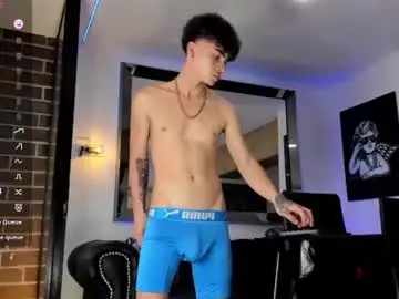 Chaturbate Free Porn Cam of pretur_crubaa