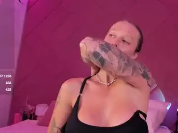 Chaturbate Adult Webcams of lunaawilde