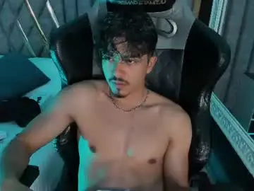 Chaturbate Adult Webcams of nicolaikarav