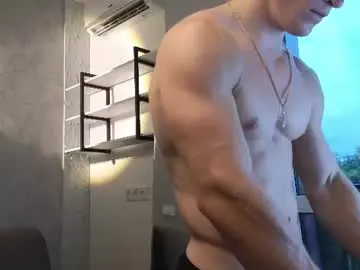 Chaturbate Best live sex cam show of elliot_muscle04