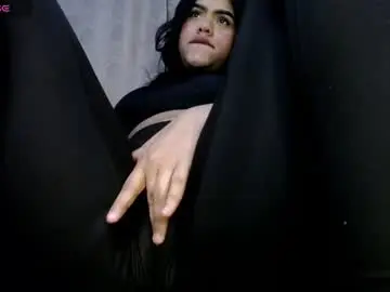 Chaturbate Best live sex cam show of honeypussy3021