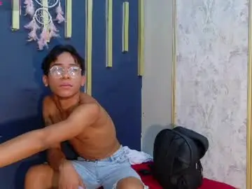 Chaturbate Adult Webcams of zack_horny19