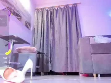 Chaturbate Best Webcam of thais_dreams
