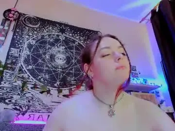 Chaturbate Live Sex Cam of fearlessdiva_x