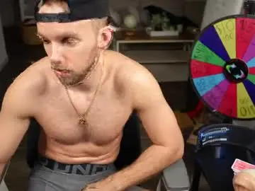 Chaturbate Sex Cam of troy_greenxo