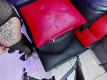 Chaturbate Sex Chat of blow2job_lat