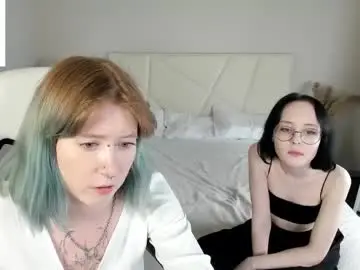 Chaturbate Watch Live Sex Cams of elira_vane