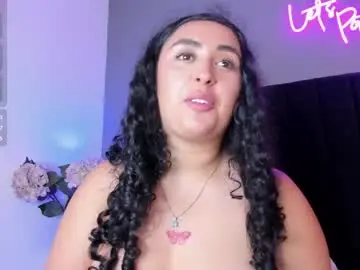 Chaturbate Nude Webcam of isaxcurves