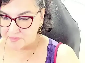 Chaturbate Live Sex Cam of cataleya_mom_