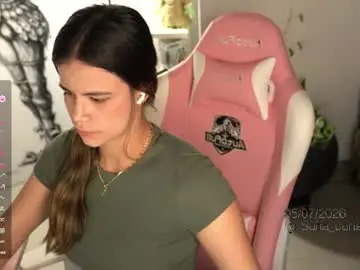 Chaturbate Live Sex Cam of tatiana__cortes18