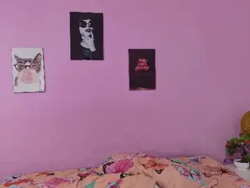 Chaturbate Watch Live Sex Cams of bellamy_094
