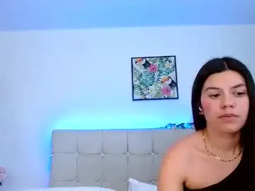 Chaturbate Live Sex Cam of layla_roma