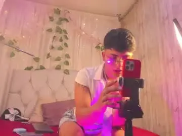 Chaturbate Nude Webcam of your_kitty_boy