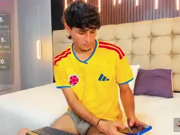 Chaturbate Free Live Porn of zack23__