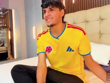 Chaturbate Best live sex cam show of zack23__