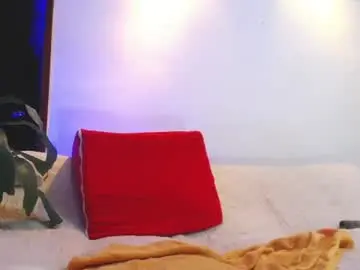 Chaturbate Free Porn Cam of shellsy_hans