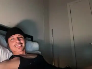 Chaturbate Watch Live Sex Cams of xmomentumx
